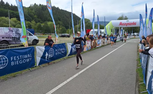 Bieg na 1 km cieszył się wielkim zainteresowaniem na Festiwalu Biegowym w Piwnicznej - 71